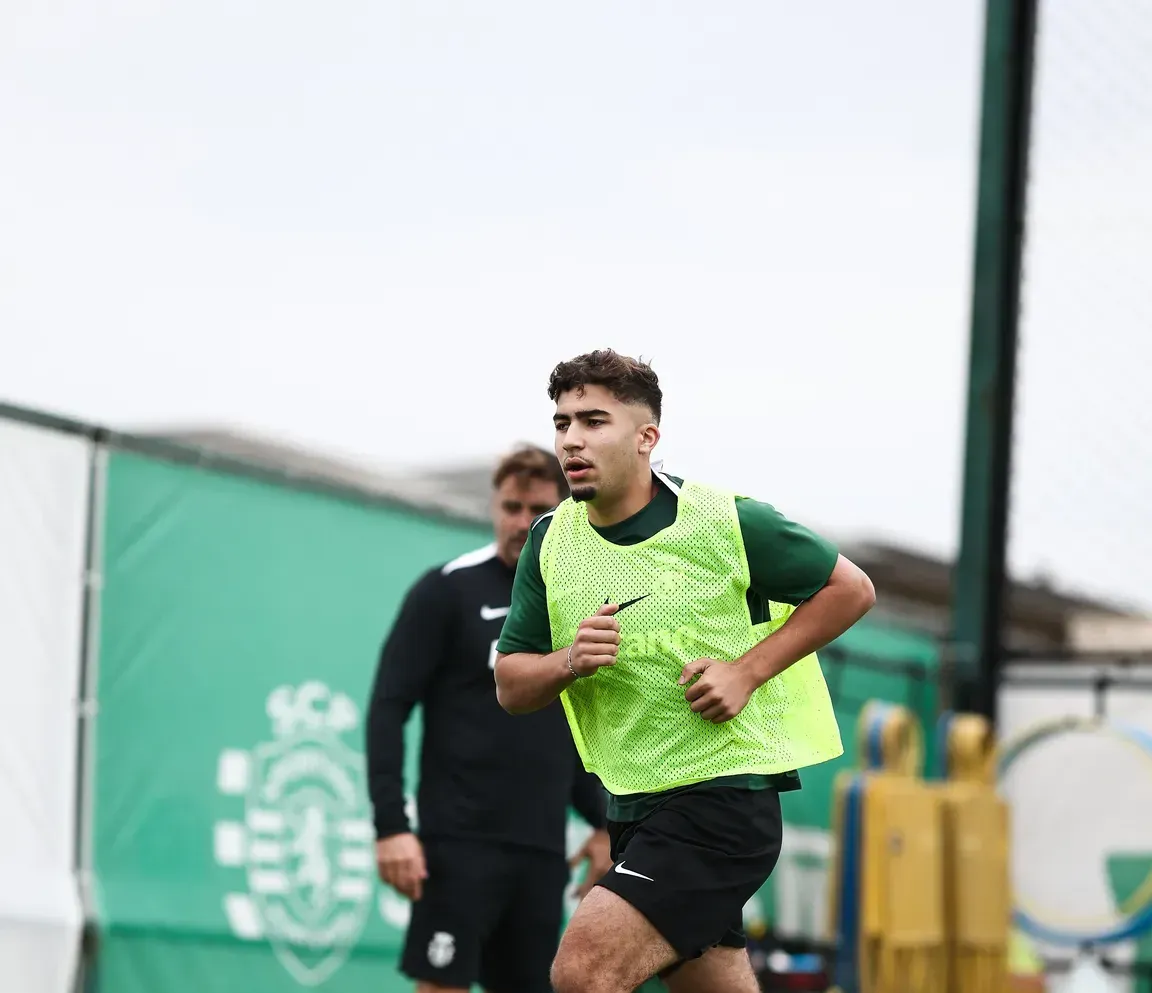 Rui Borges recebe 'reforço' no regresso aos trabalhos 