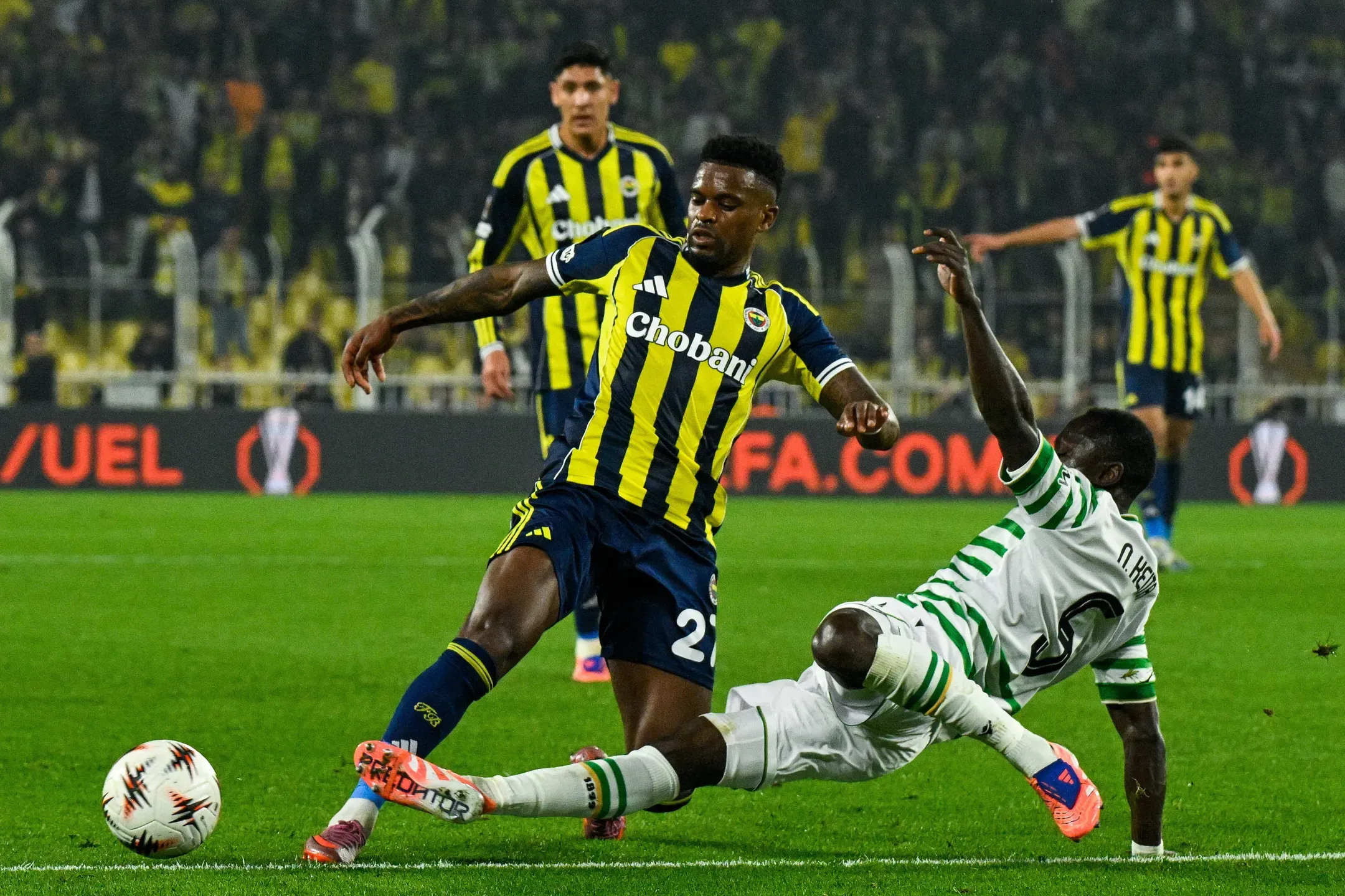 Equipa de Nelson Semedo elimina Sturm Graz