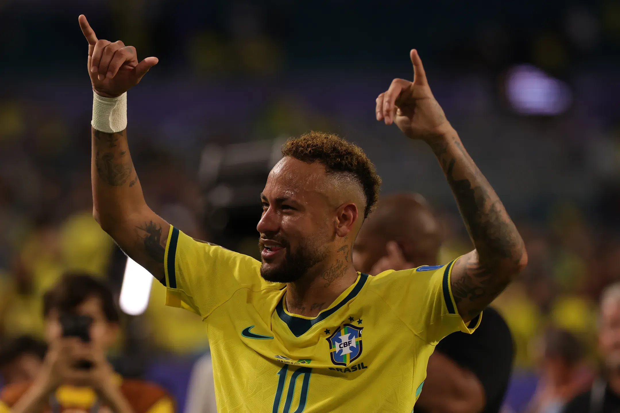 Utilização de Neymar "depende muito do contexto do jogo"