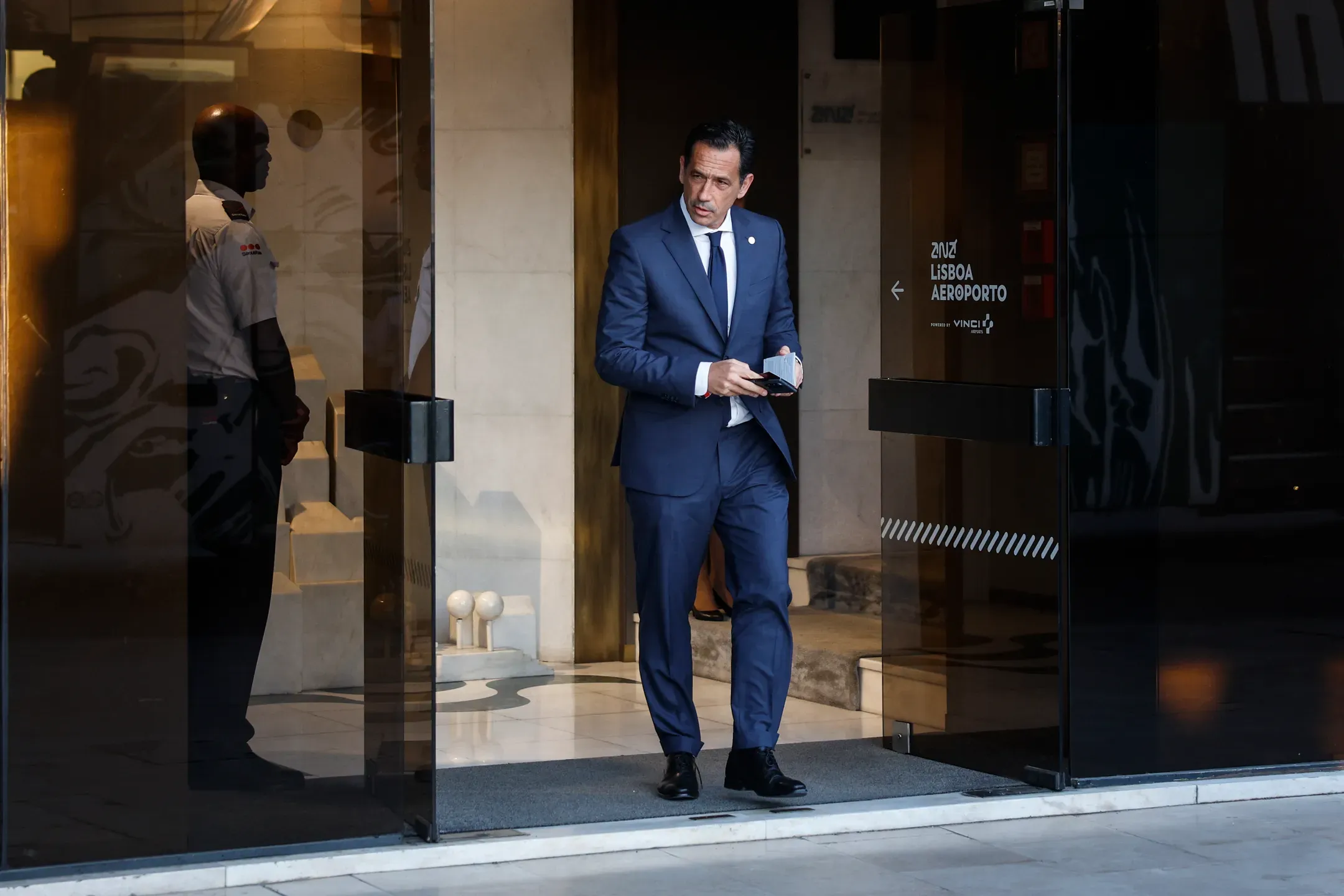 'Caso Ronaldo' faz Proença antecipar viagem