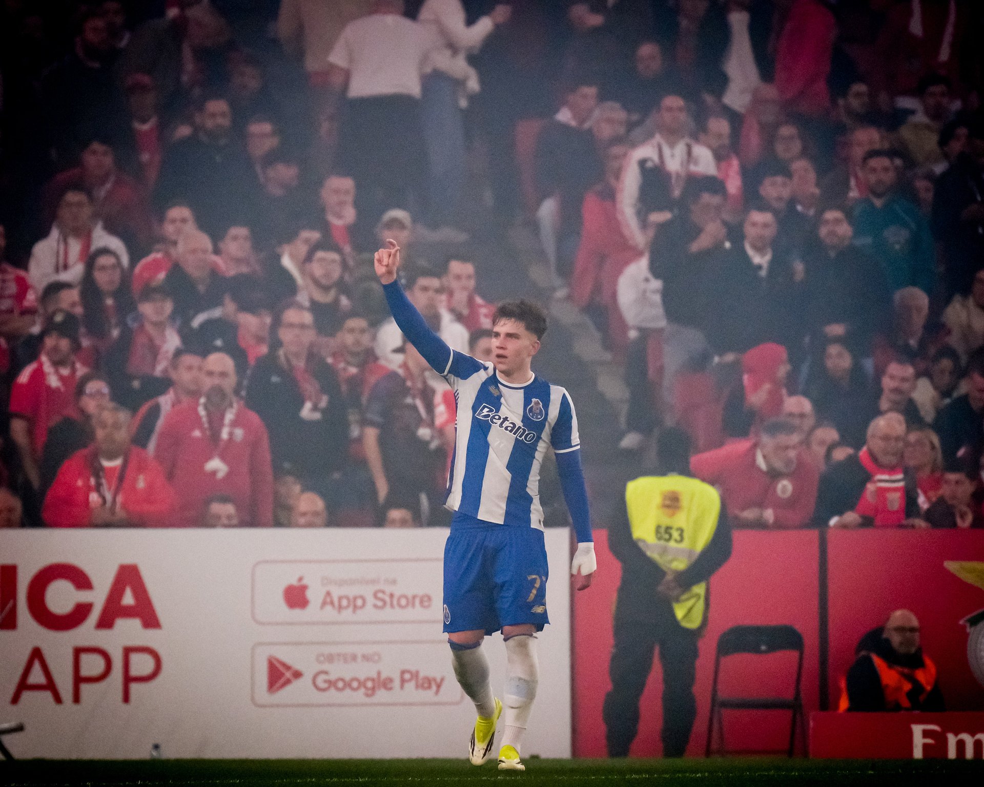 Dortmund pronto para avançar por Pietuszewski