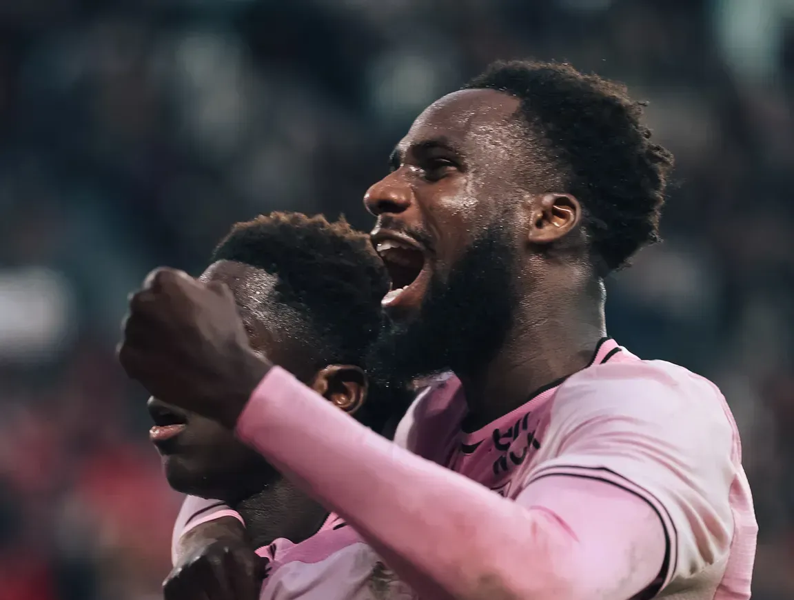Vitórias para Rennes e Marselha após desaires europeus