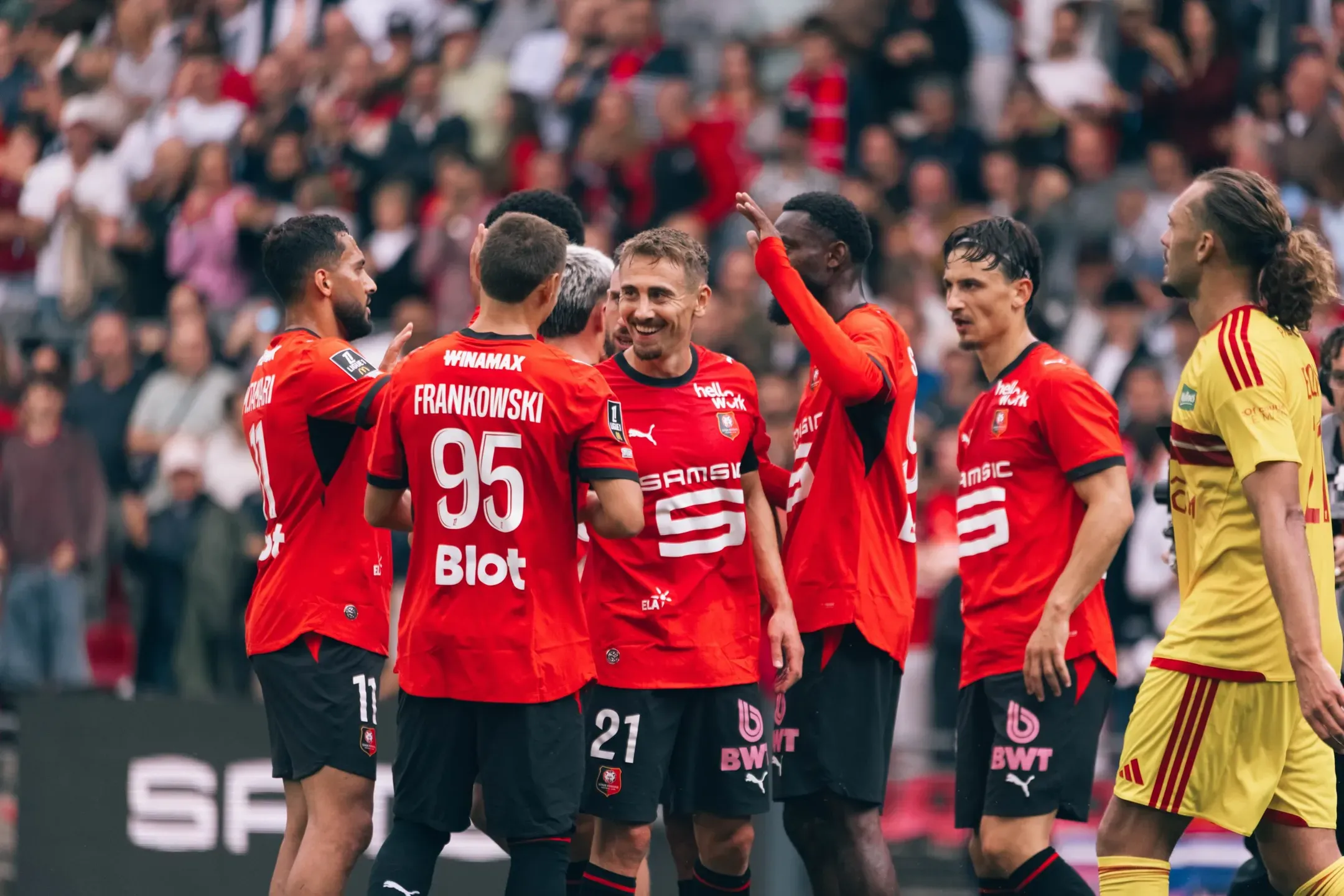 Rennes vence em casa do Angers