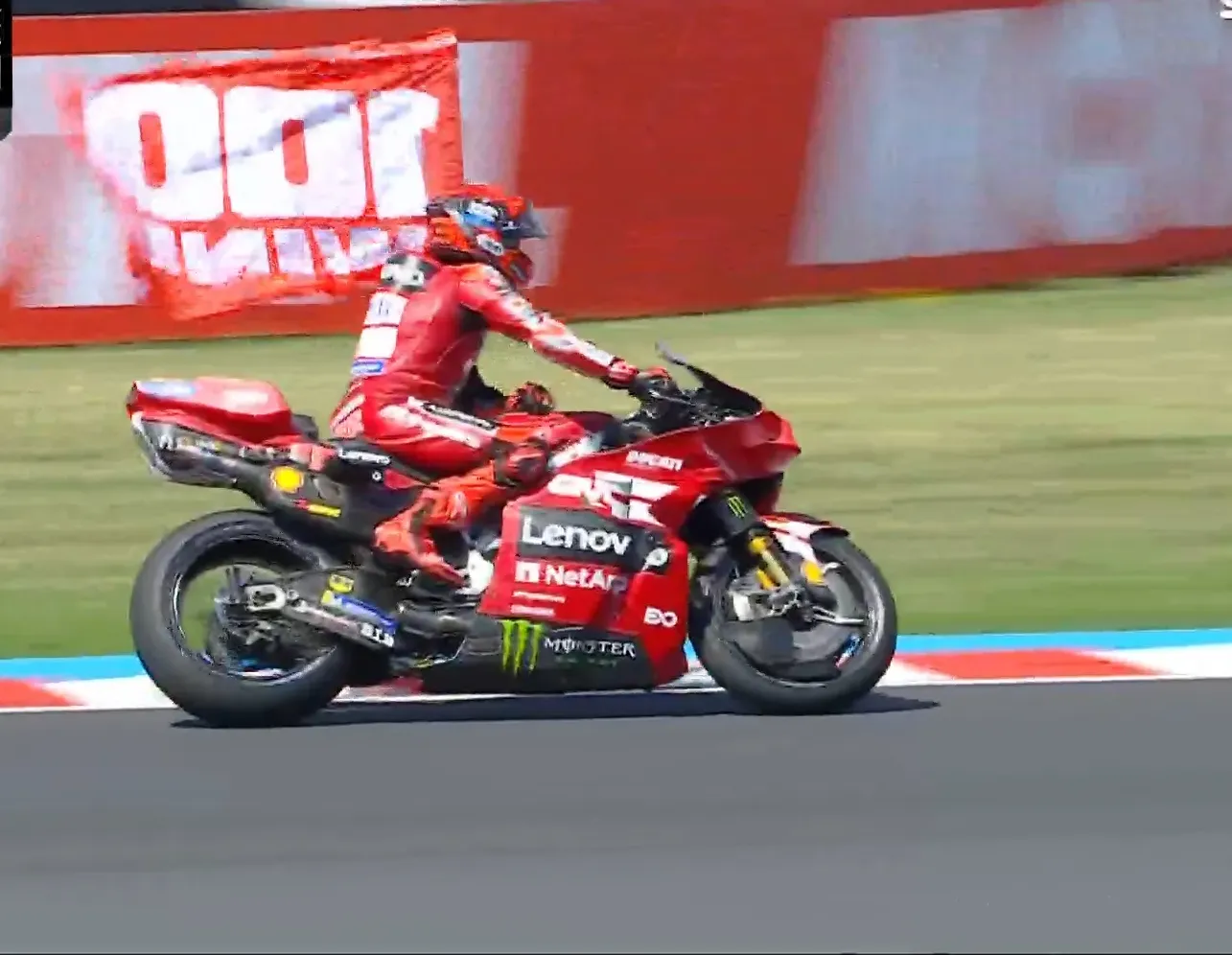 Marc Márquez liderou treinos na Alemanha