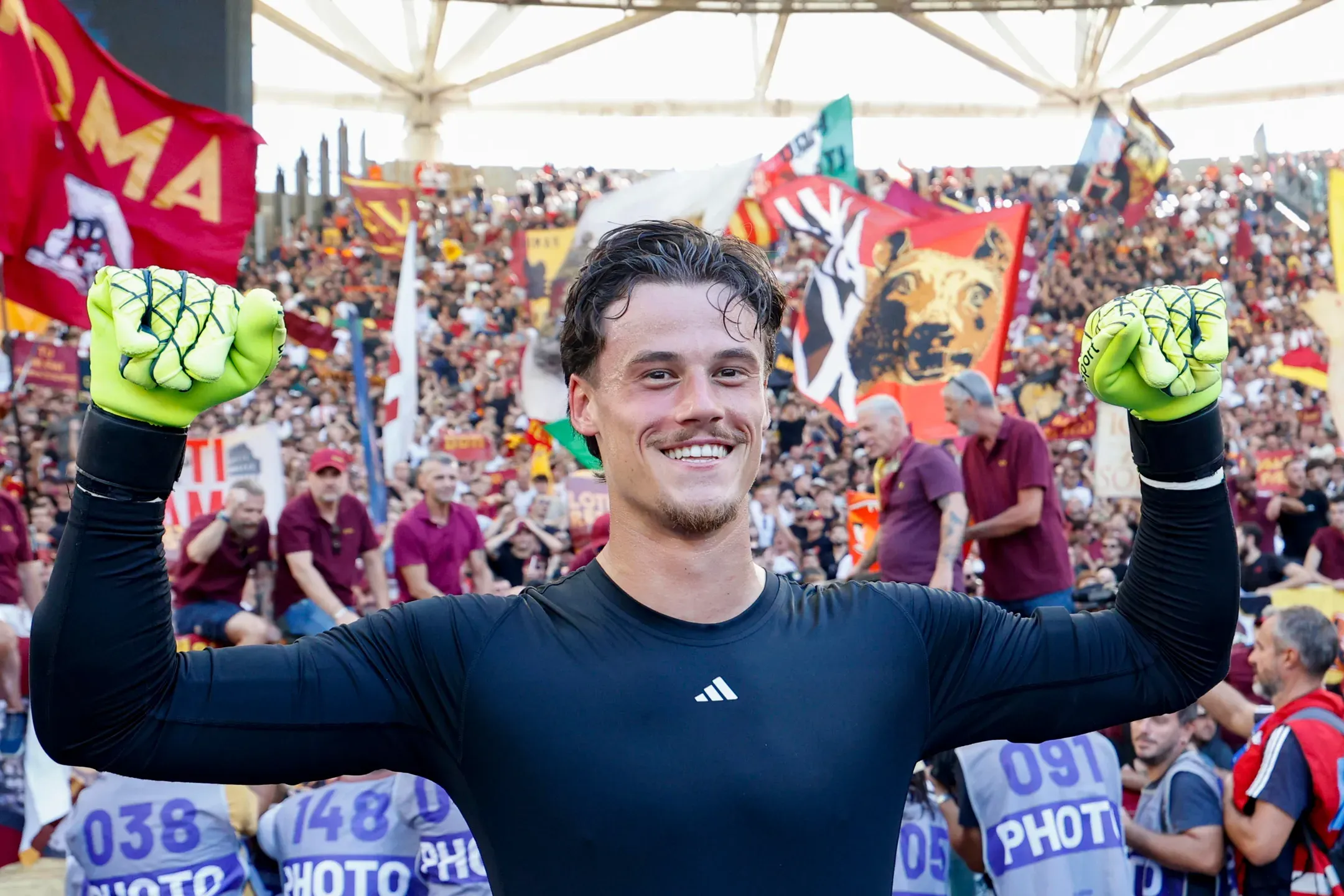 Roma recusa 50 milhões de euros por ex-Benfica