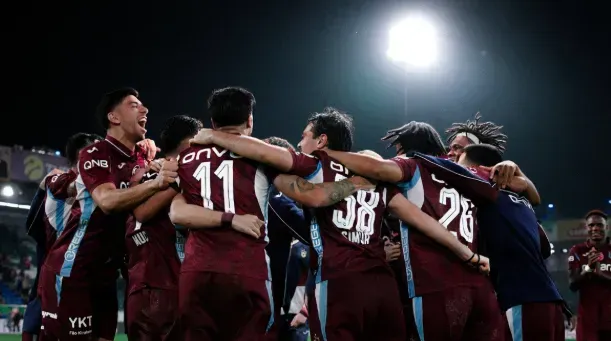 Ex-Benfica brilha na reviravolta do Trabzonspor