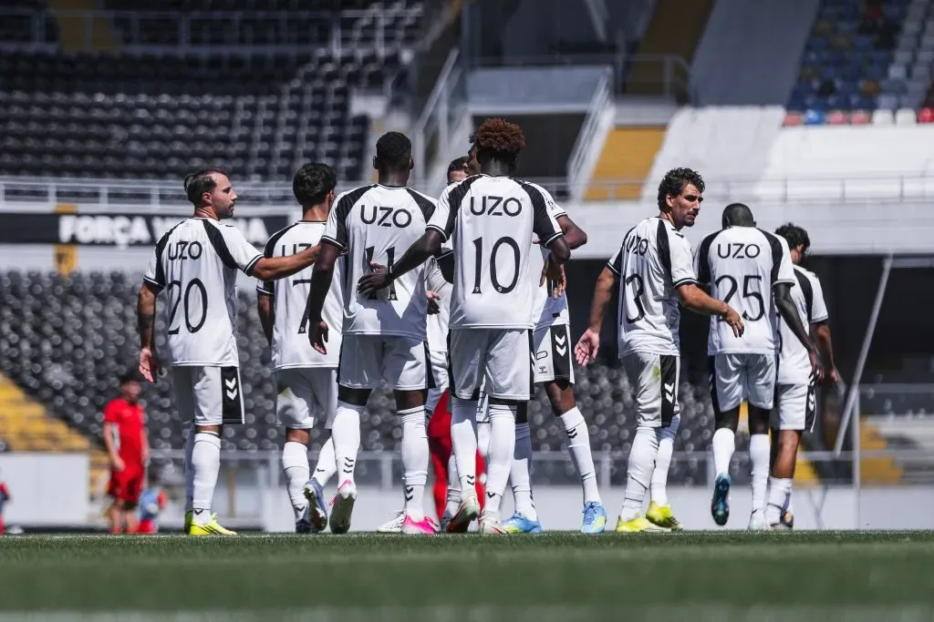 Vitória SC e União de Leiria abandonam jogo por incidentes
