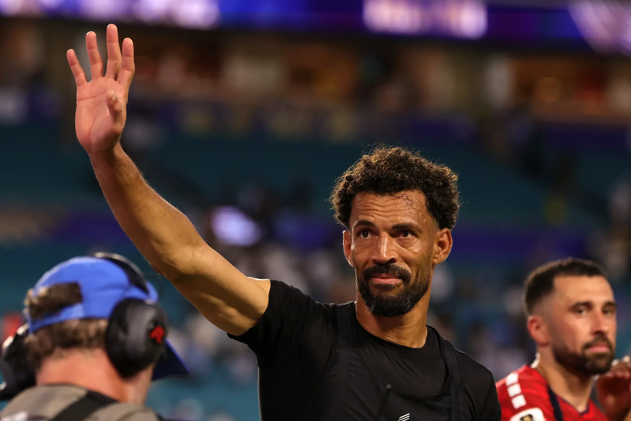 Oficial: Vozinha viaja para o Chile para reforçar o Colo-Colo
