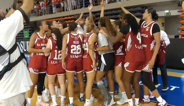 Benfica conquista a Supertaça feminina