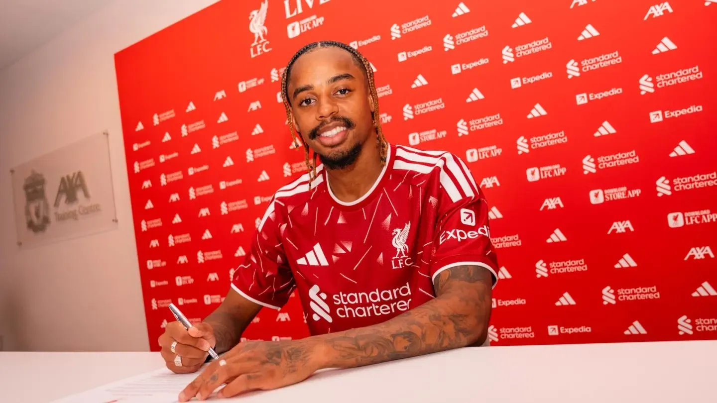 Oficial: Liverpool fecha Barcola em negócio milionário