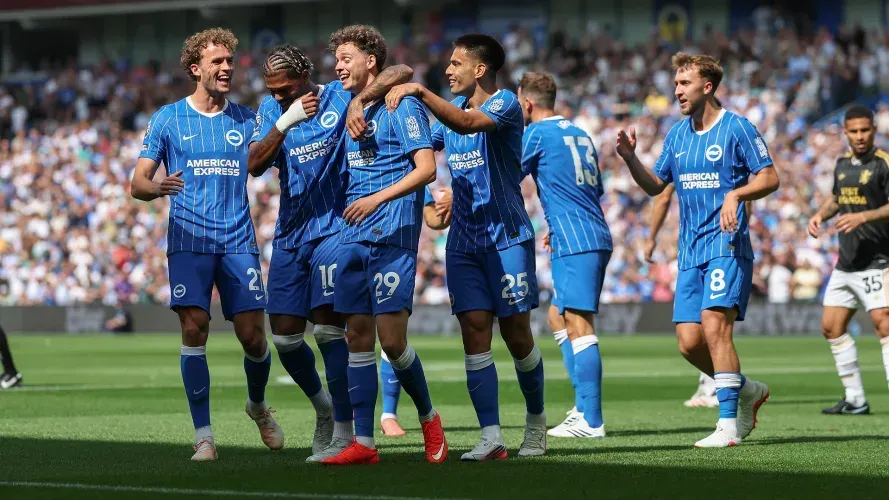Aston Villa goleado pelo Brighton