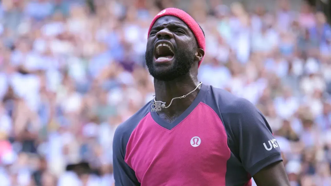 Tiafoe elimina Medvedev no US Open