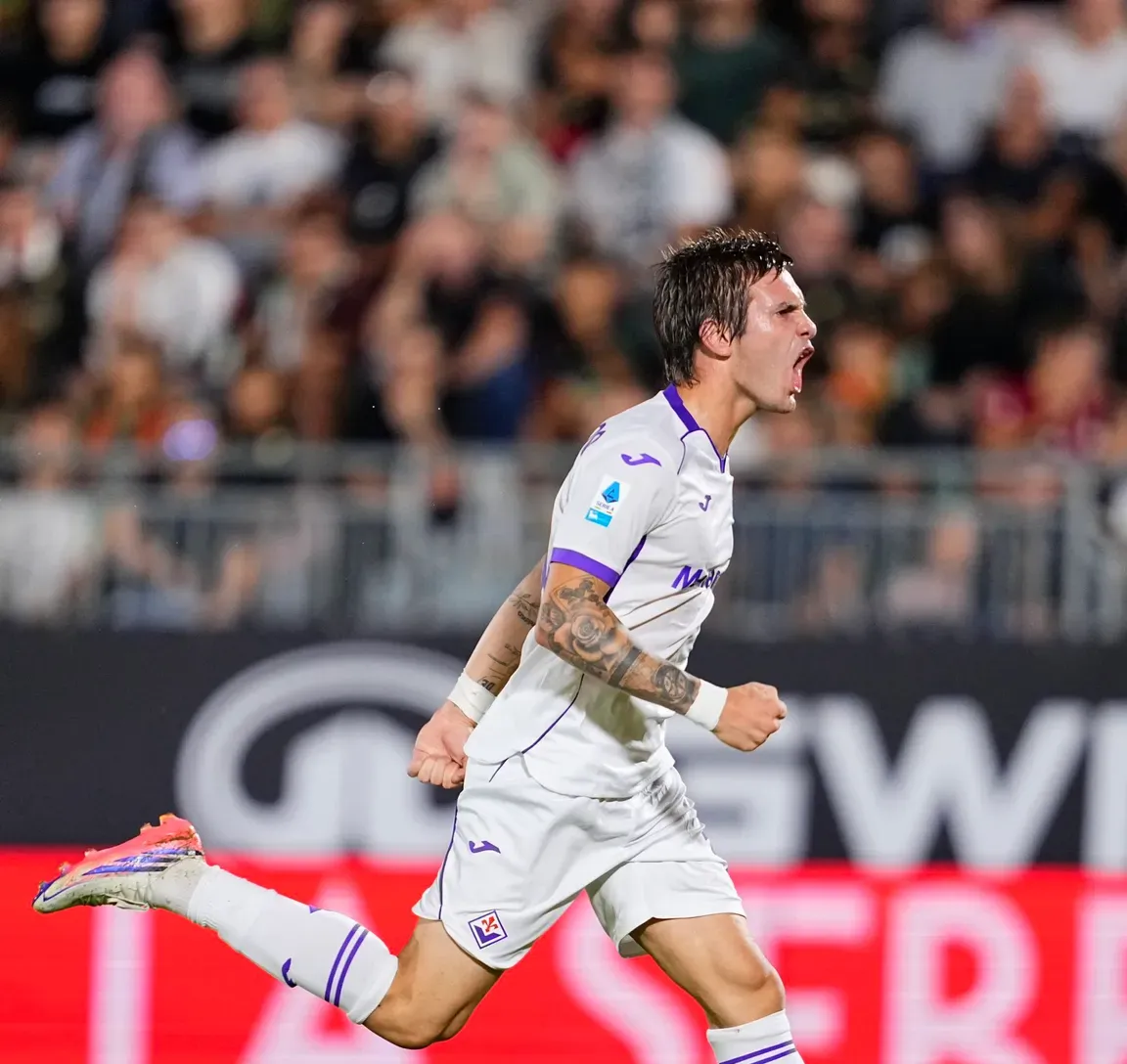 Fiorentina regressa às vitórias frente ao Veneza