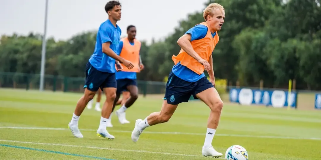 FC Porto com mais dois treinos em Inglaterra
