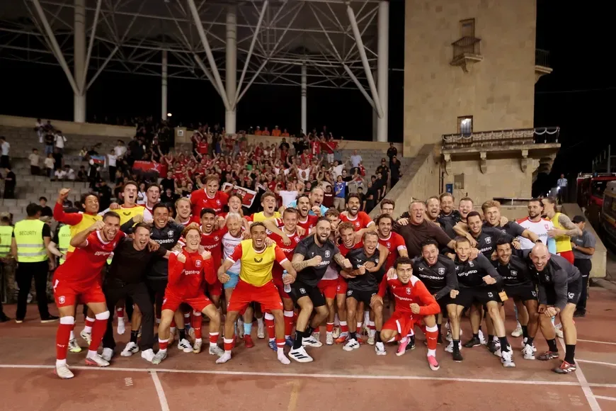 Twente segue em frente na Liga Conferência
