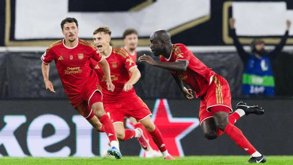 Celtic deixa fugir vantagem e é afastado pelo LASK