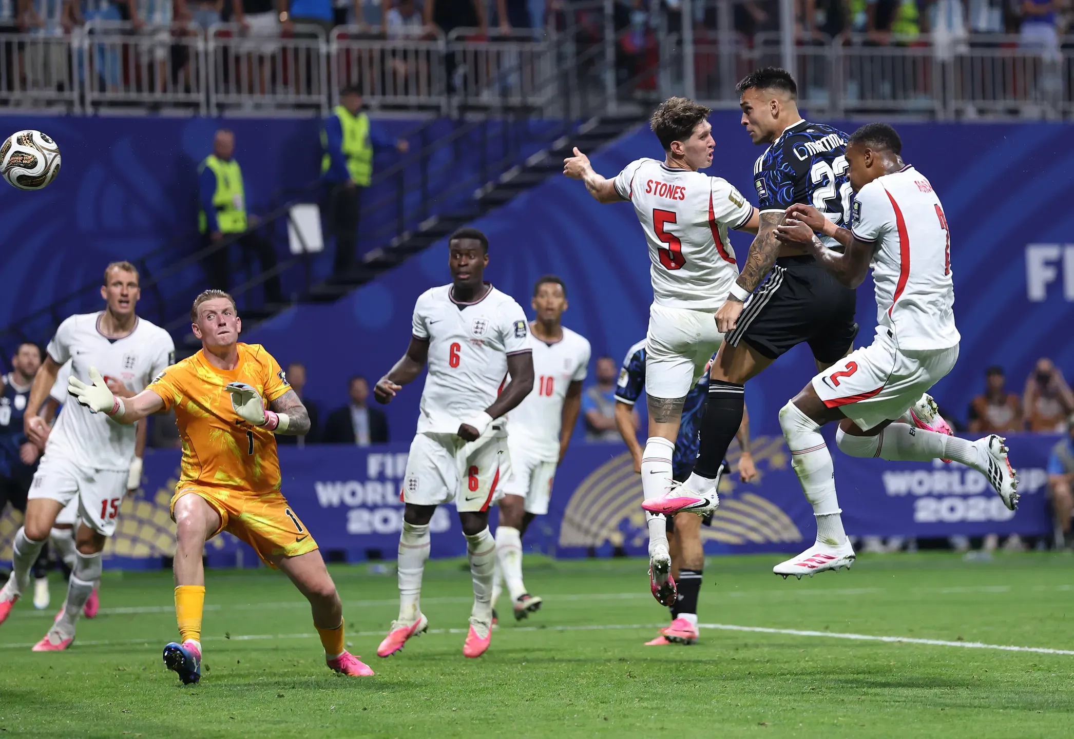 Lautaro em lágrimas: "isto vale mais do que uma final"
