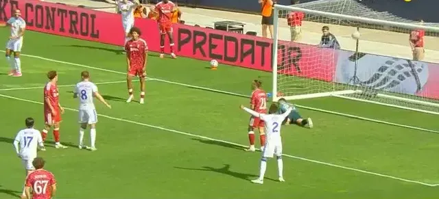 Leeds vence Liverpool na pré-época