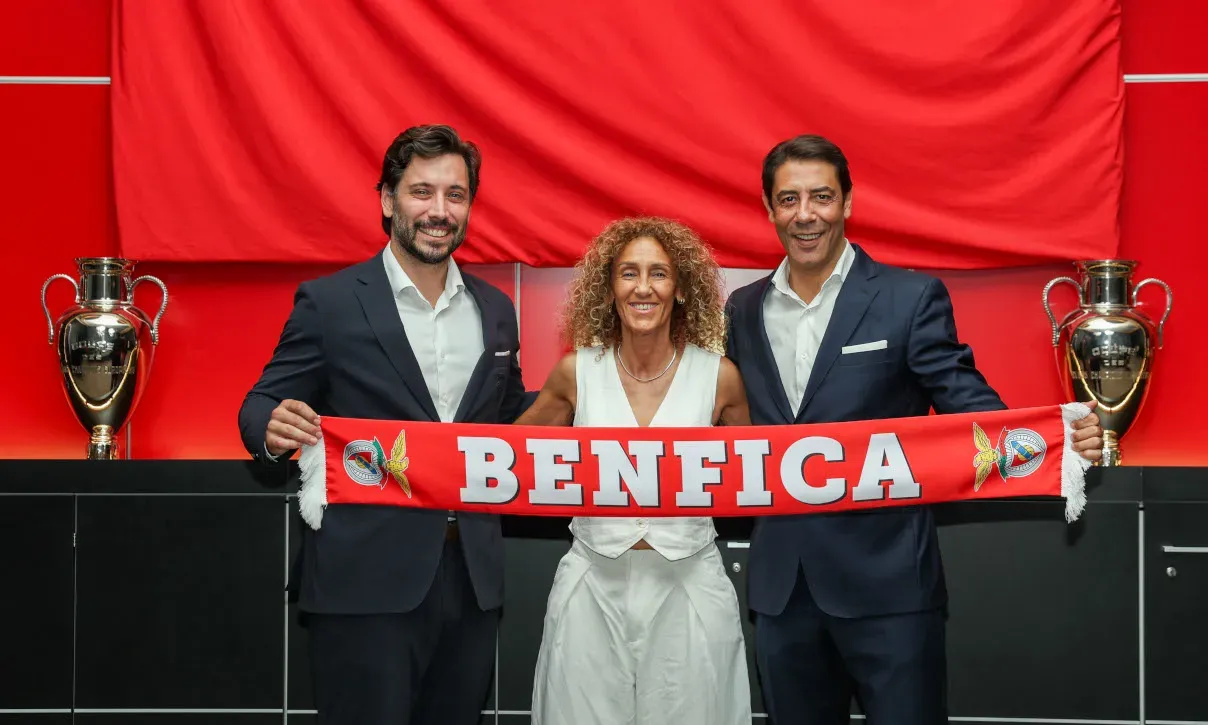 Benfica apresenta nova treinadora de andebol feminino