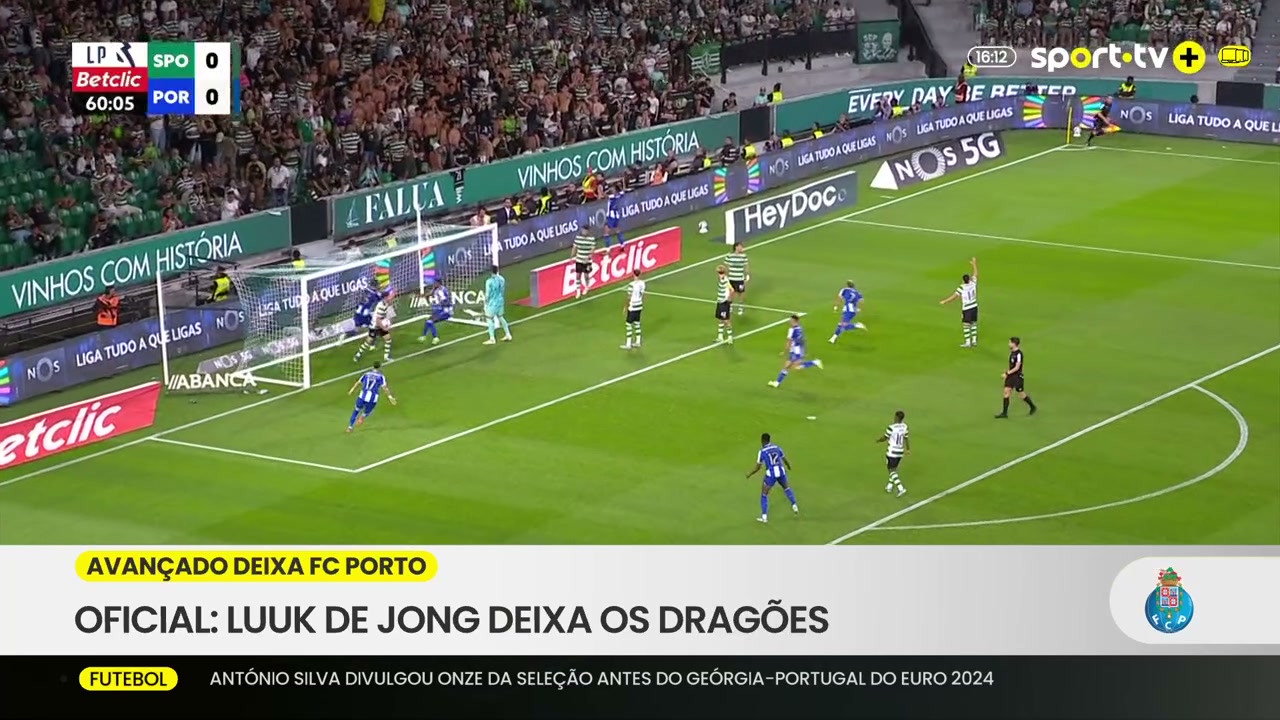 Oficial: Confirmado adeus de Luuk De Jong ao FC Porto