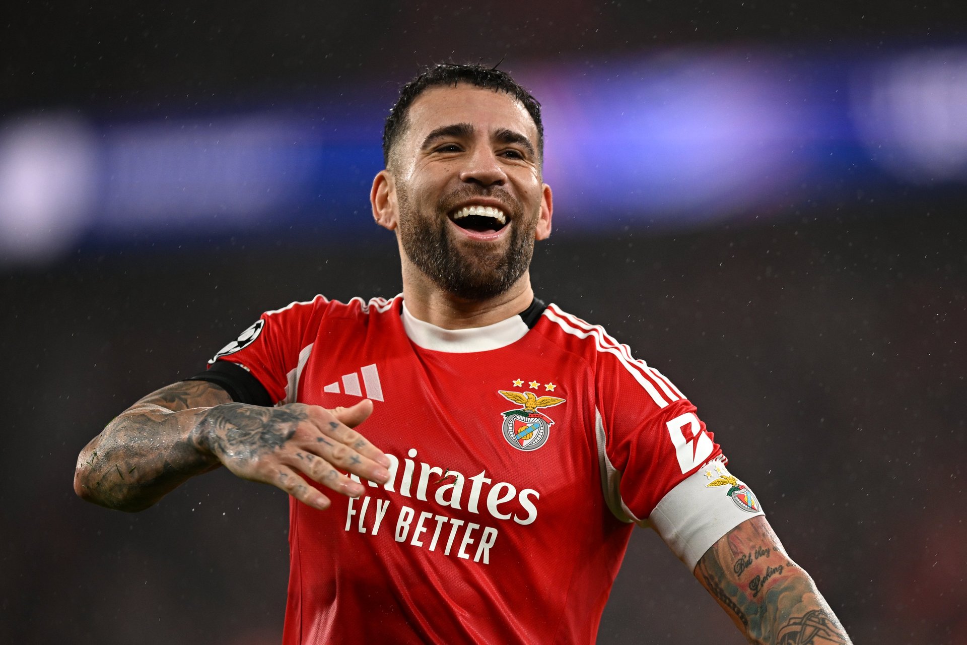 Quem vai herdar a braçadeira de Otamendi?