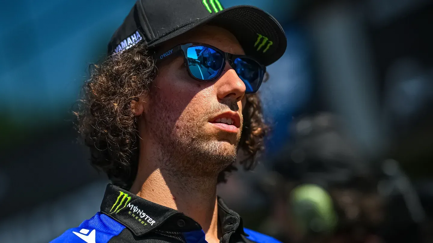 Alex Rins anuncia ponto final na carreira