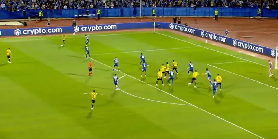 AEK e Levski Sofia empatam 