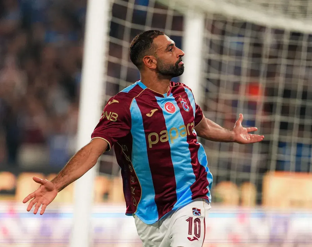 Trabzonspor goleia Galatasaray
