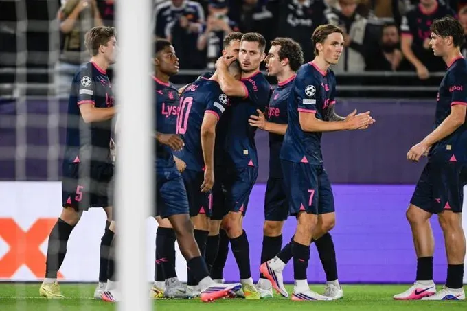 Viking faz história na 'champions'