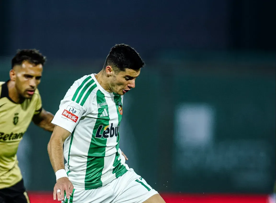 Vrousai lamenta: "não há muito a dizer, perdemos 4-0"